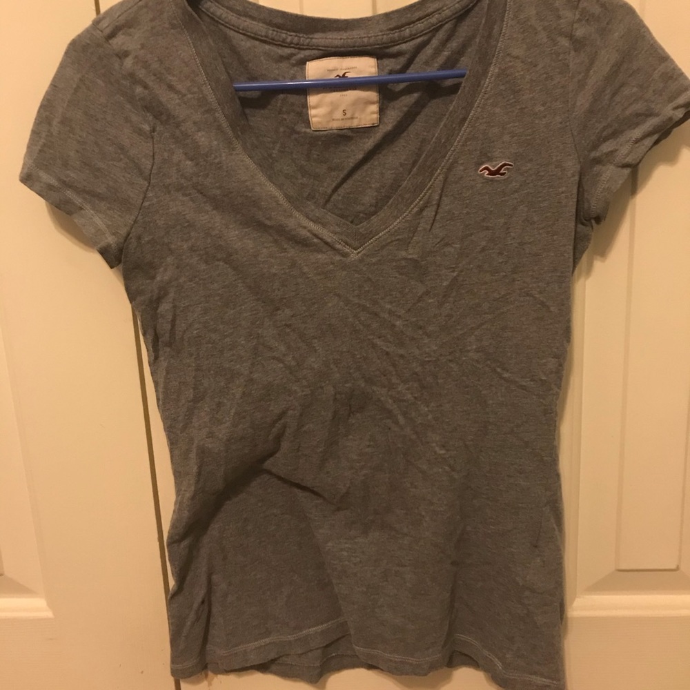 Hollister tee shirt